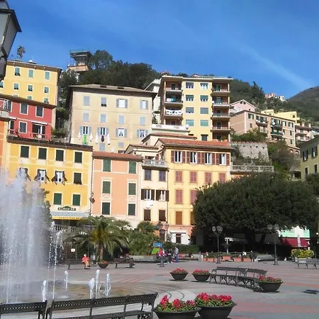 Vicino Alla Spiaggia - Near The Beach