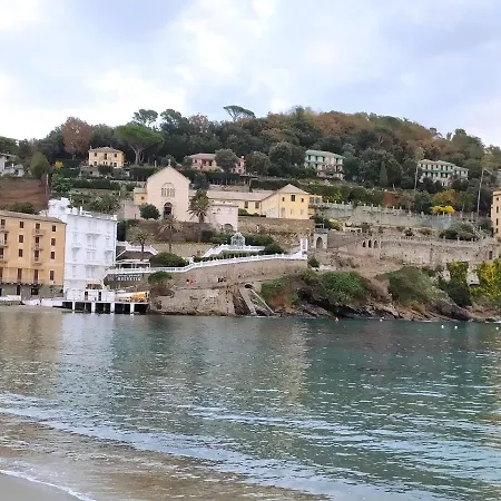 Vicino Alla Spiaggia - Near The Beach *